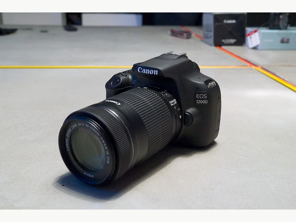 Canon EOS 1200D / Rebel T5