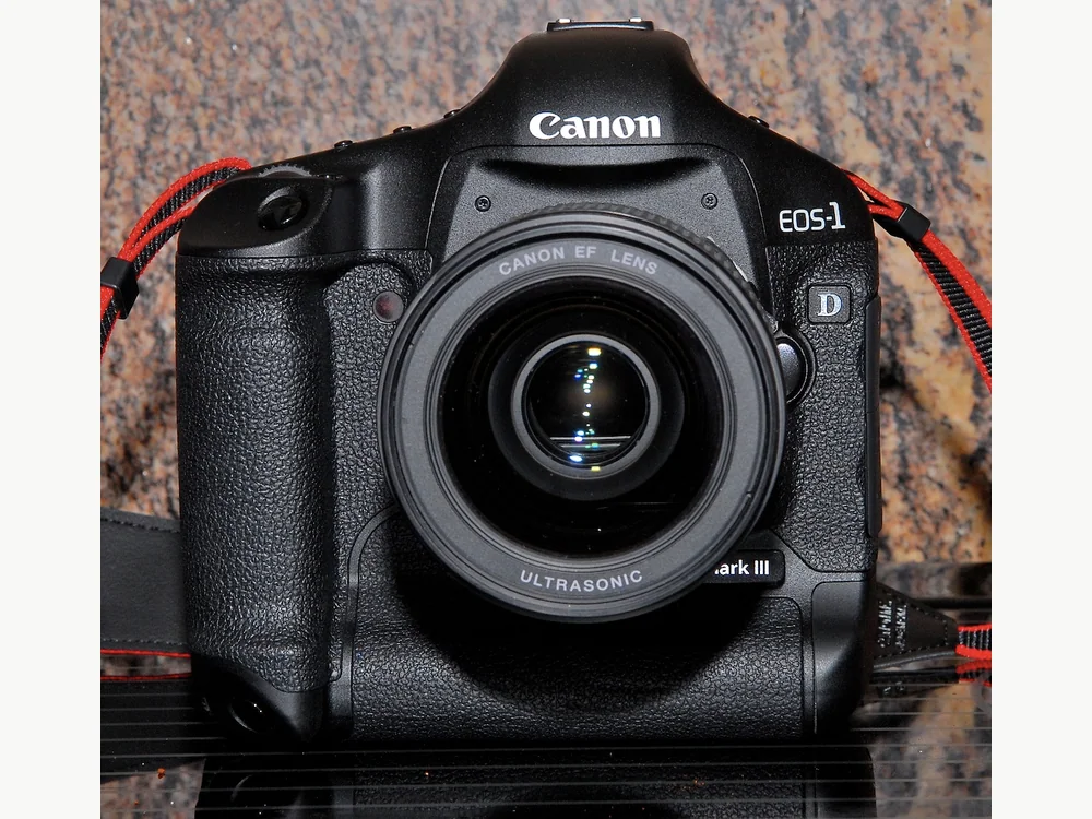 Canon EOS-1D Mark III