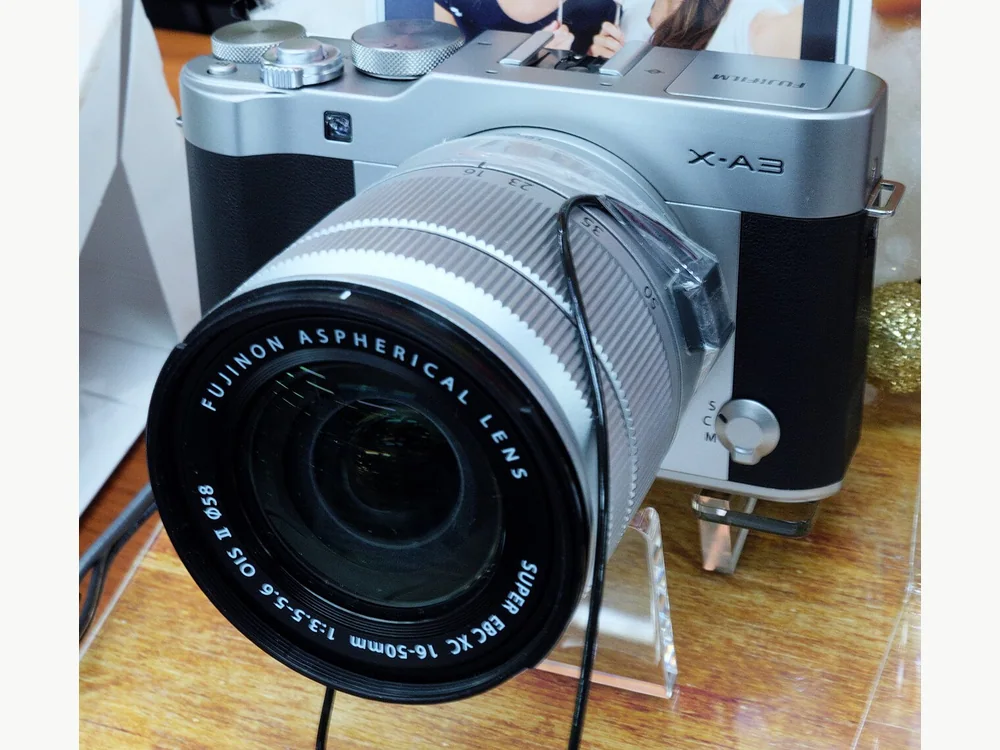 Fujifilm X-A3