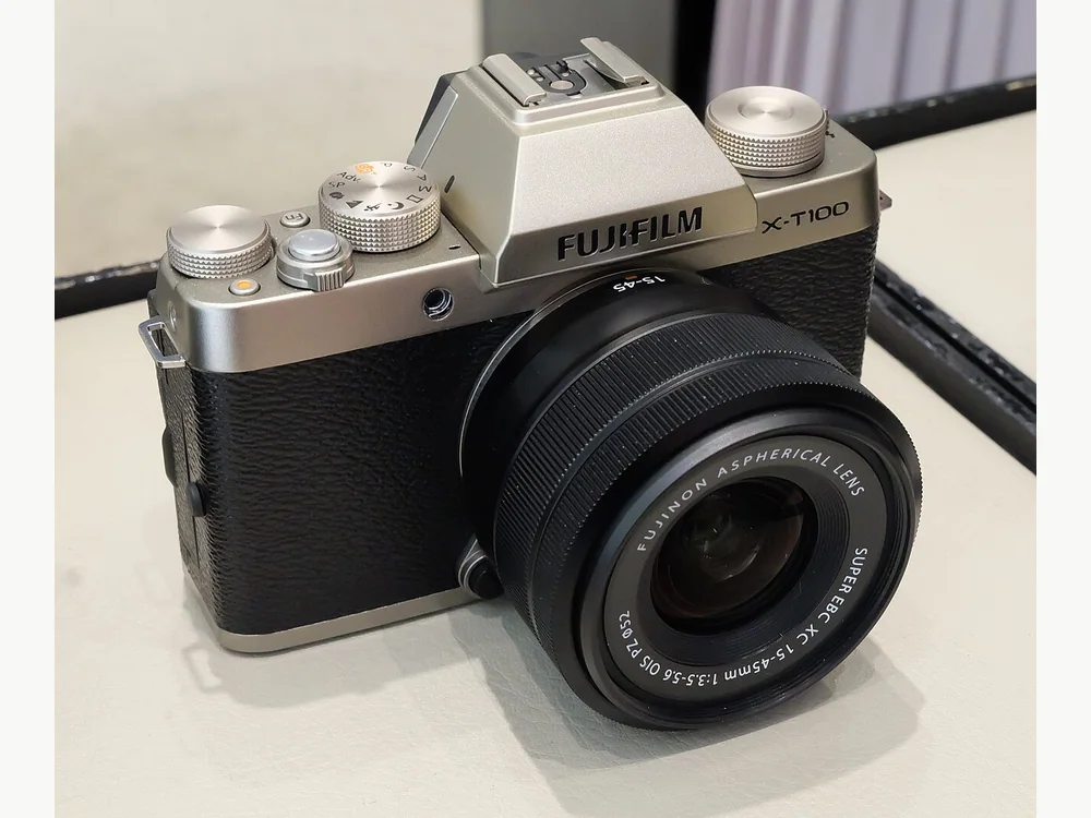 Fujifilm X-T100