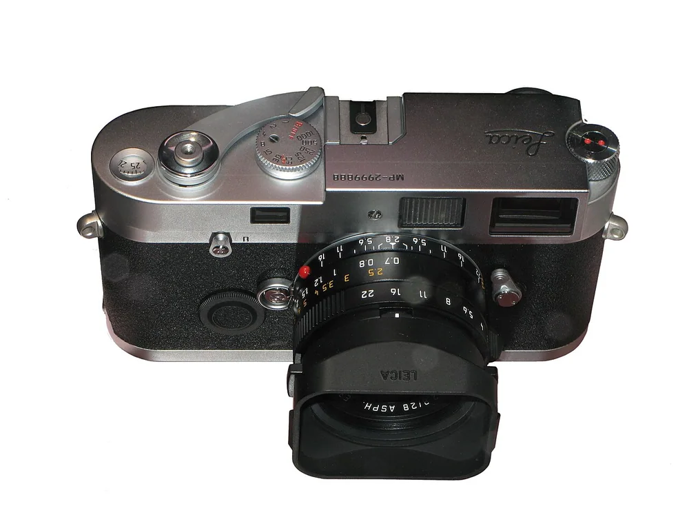 Leica MP