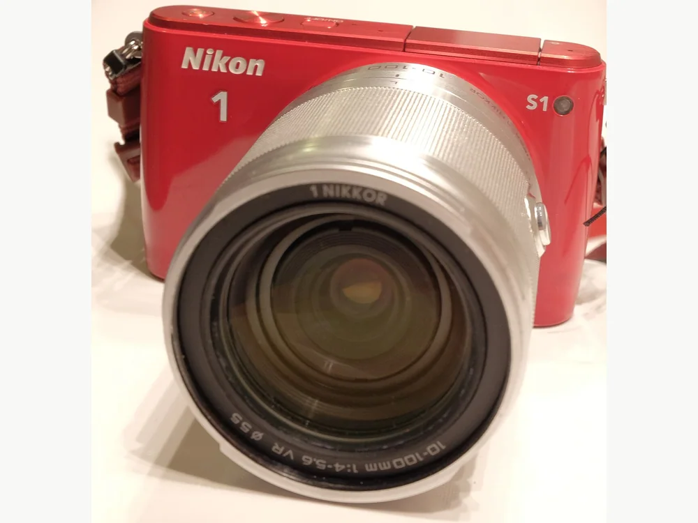 Nikon 1 S1