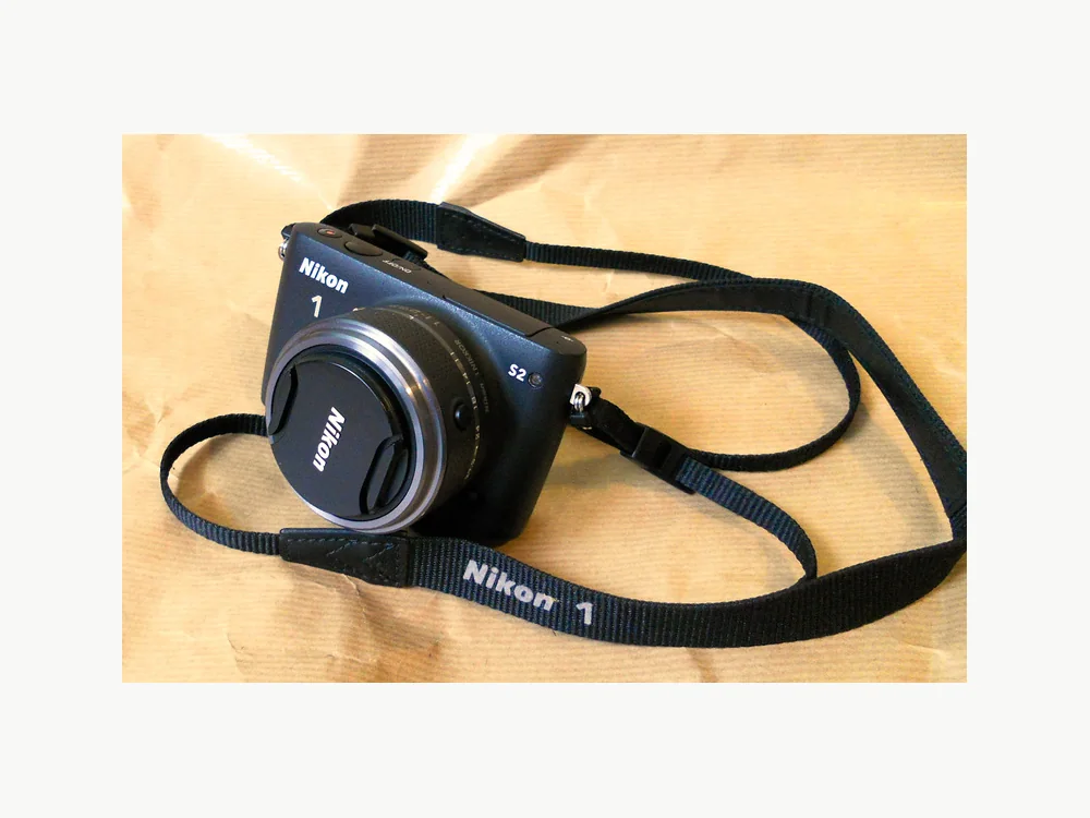 Nikon 1 S2