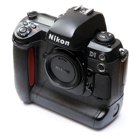 Nikon D1H