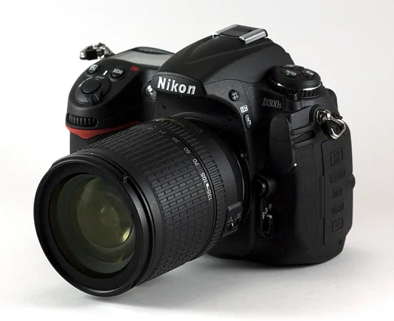 Nikon D300S