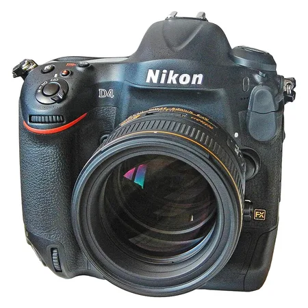 Nikon D4