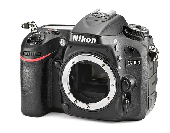 Nikon D7100