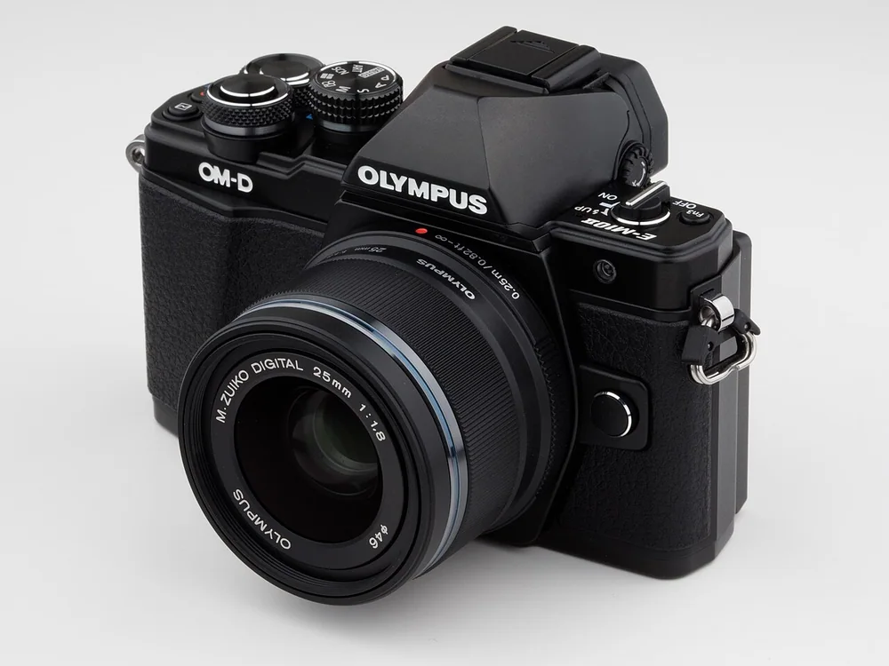 OM System / Olympus OM-D E-M10 Mark II