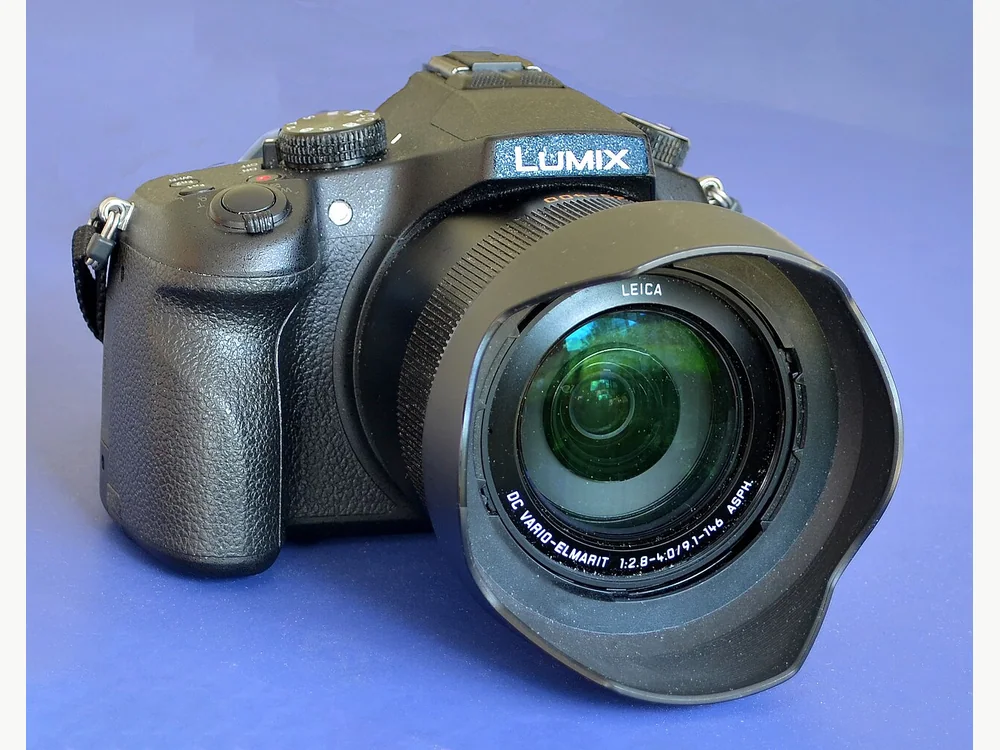 Panasonic Lumix Lumix FZ1000