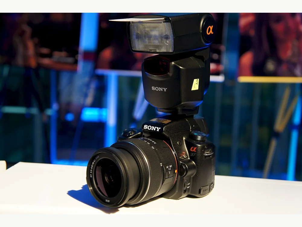Sony Alpha 37