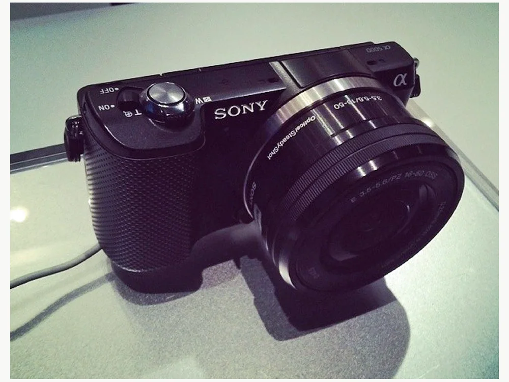 Sony Alpha 5000