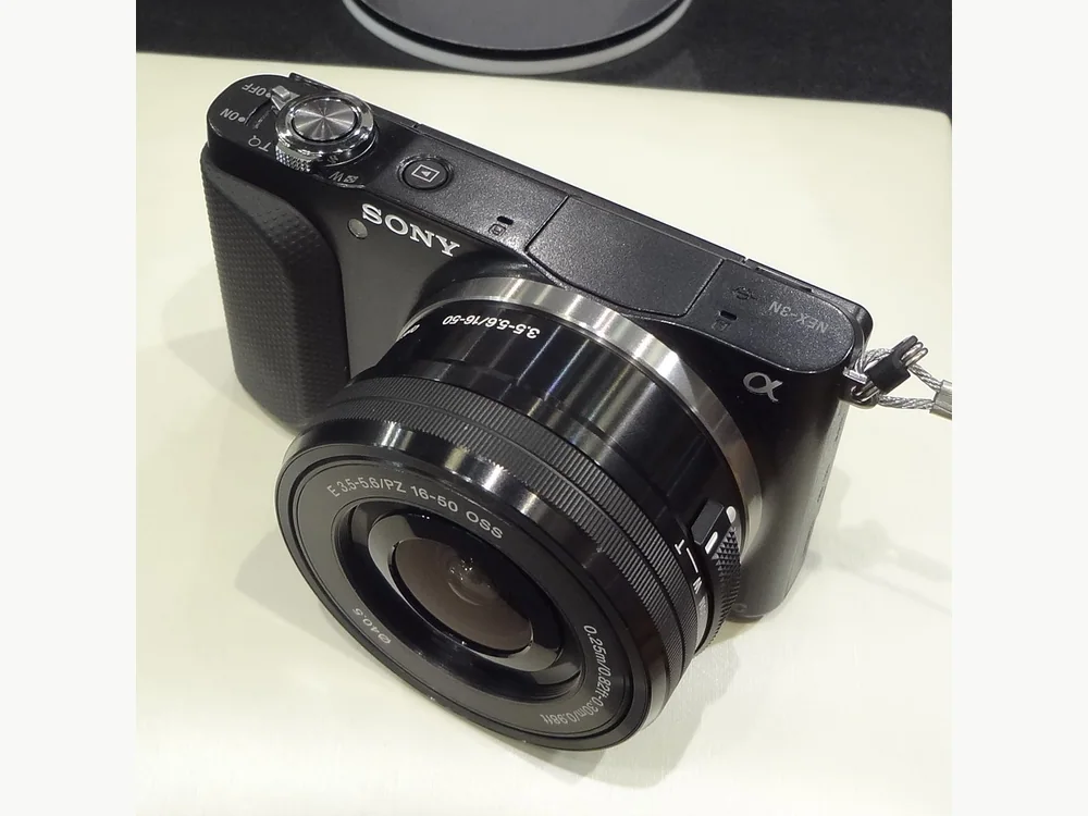 Sony NEX-3N