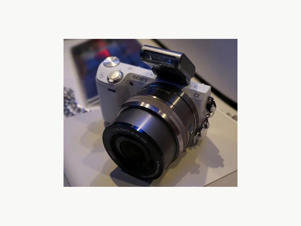 Sony NEX-5T