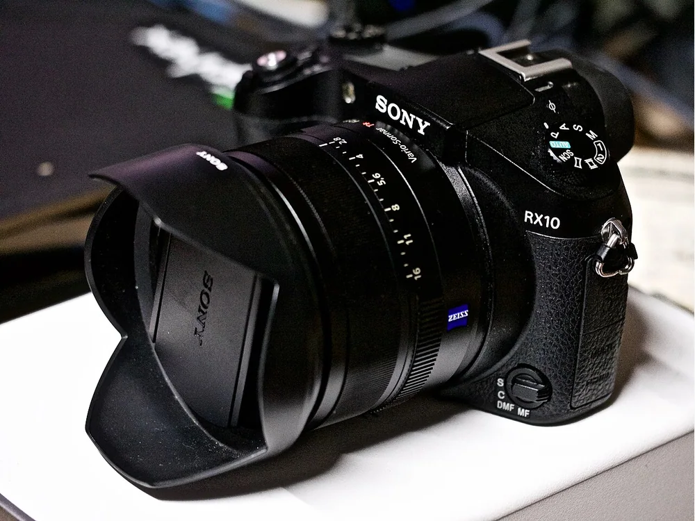 Sony RX10