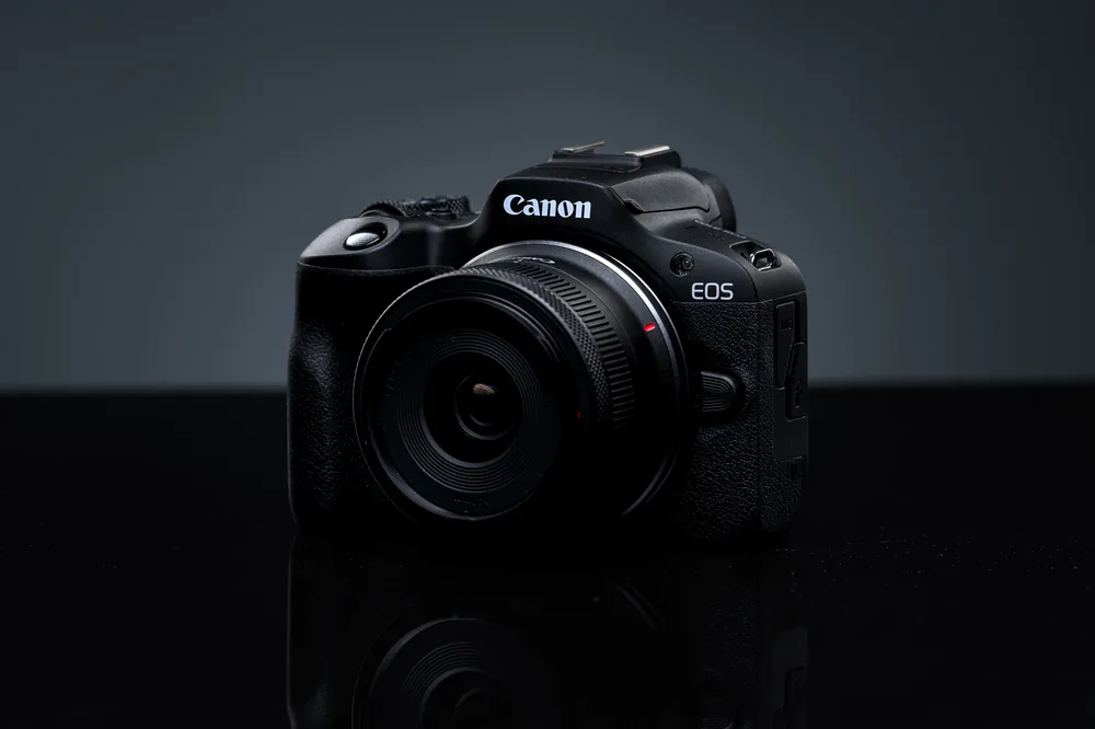 Canon EOS R100