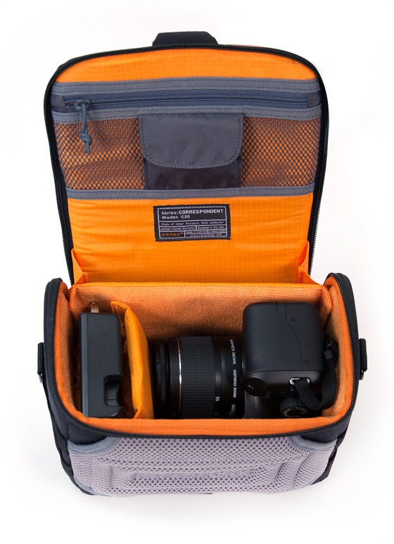 naneu Correspondent C200 Small