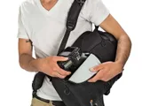 Lowepro ProTactic left access to camera