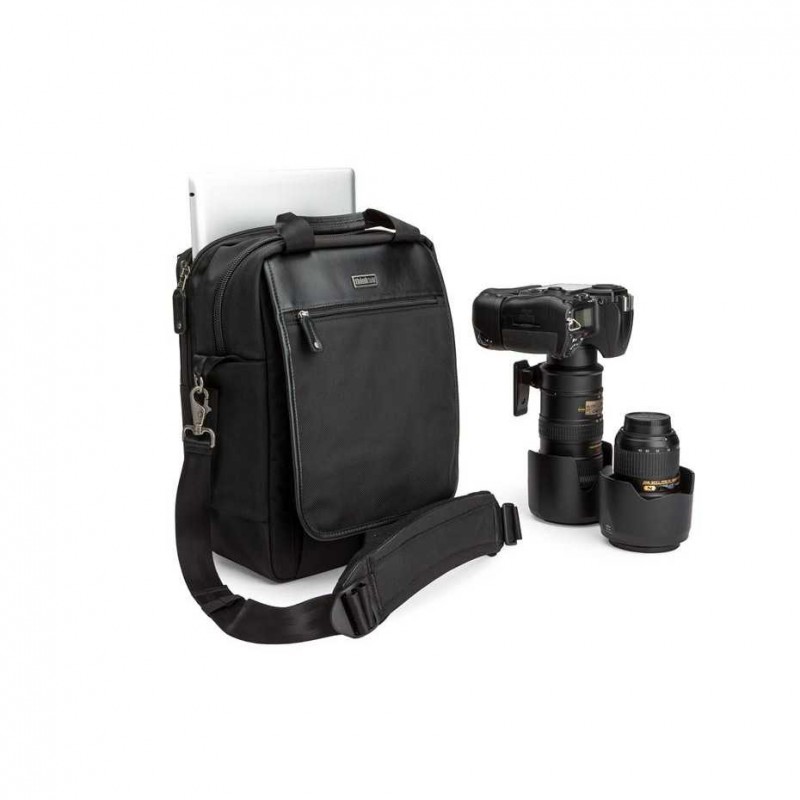 Urban-Disguise-35-Classic- gear outside