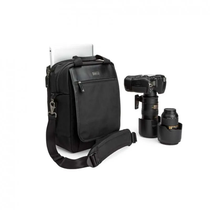 Urban-Disguise-35-Classic- gear outside