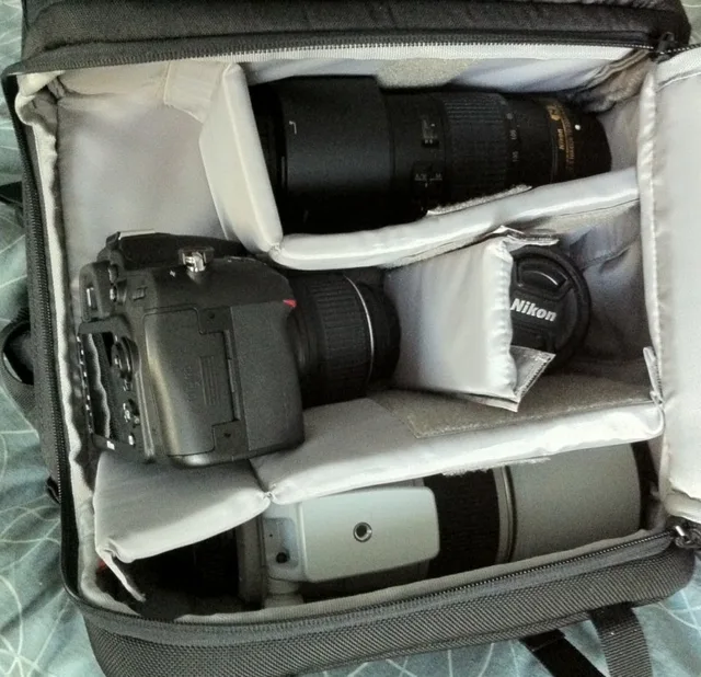 Lowepro FastPack 350, photograph by Braden, photo 2