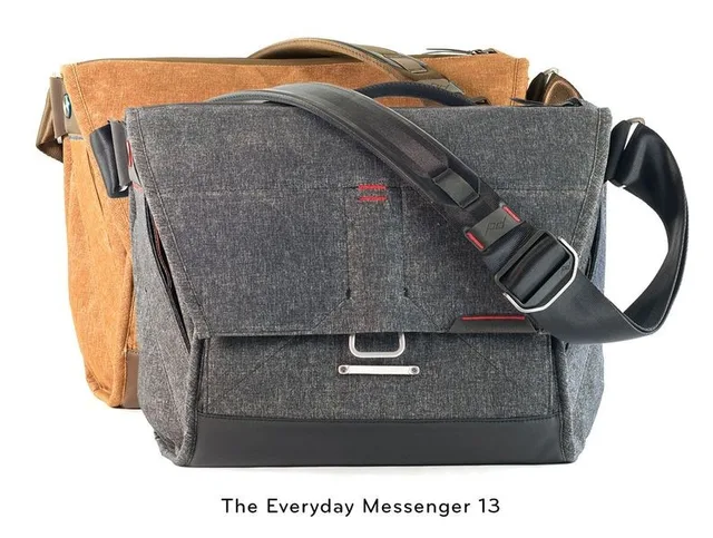 Peak Design The EveryDay Messenger 13