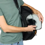 Lowepro Fastpack BP 250 AW IV Black (22L), manufacturer photograph 4