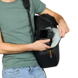 Lowepro Fastpack BP 150 AW IV Black (16L), manufacturer photograph 4