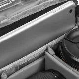 Tamrac Stratus 8 - Laptop compartment view
