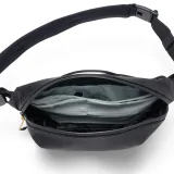 Peak Design Outdoor Sling 2L, manufacturer photograph 4