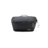 Peak Design Outdoor Sling 4L, manufacturer photograph 1