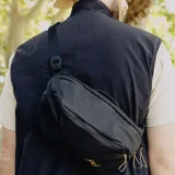 Peak Design Outdoor Sling 4L, manufacturer photograph 6