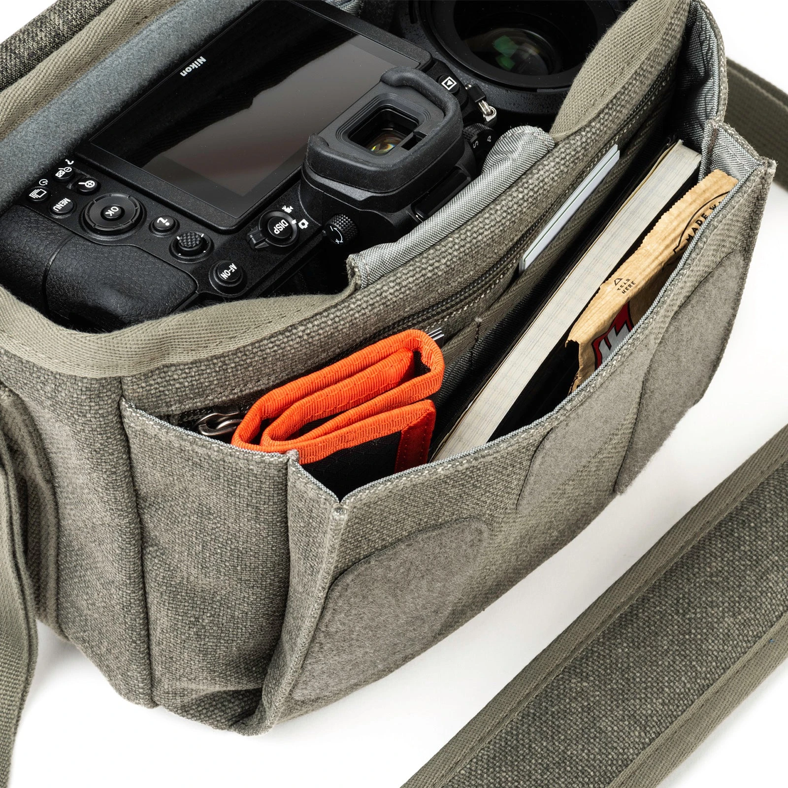 Think Tank Retrospective® 4 V2.0, manufacturer photograph 1