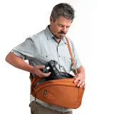 Think Tank Turnstyle® 11L, manufacturer photograph 2