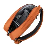 Think Tank Turnstyle® 11L, manufacturer photograph 3