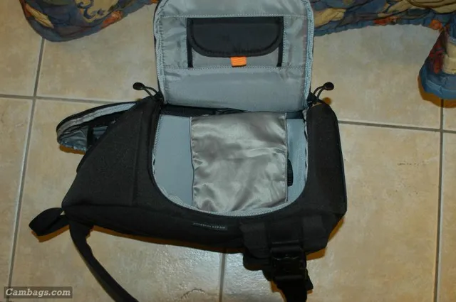 Lowepro Slingshot 300 AW, photograph by Super User, photo 1