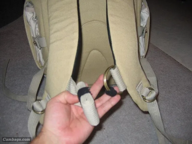 Adorama Safari Graphic Medium Backpack, photograph by Guest, photo 2