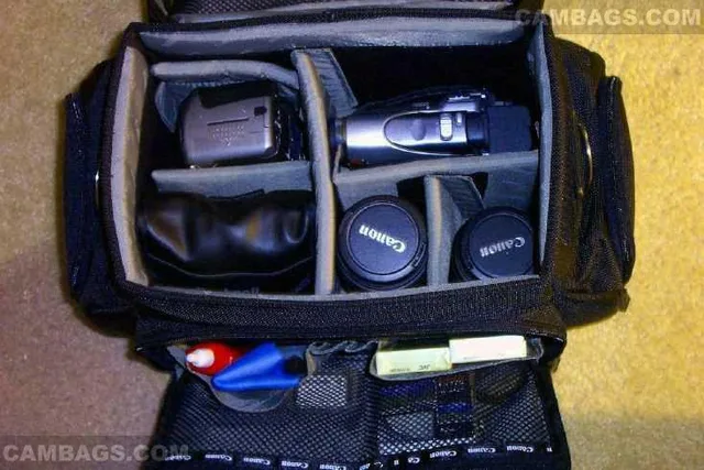Canon 200DG, photograph by Guest, photo 1
