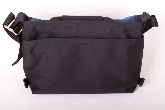 Courierware super deluxe Messenger, photograph by Guest, photo 3