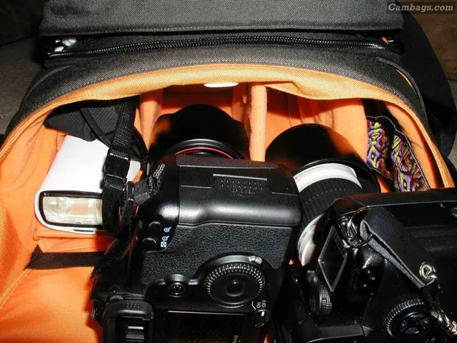 Crumpler The Brazillion Dollar Home, photograph by Guest, photo 5