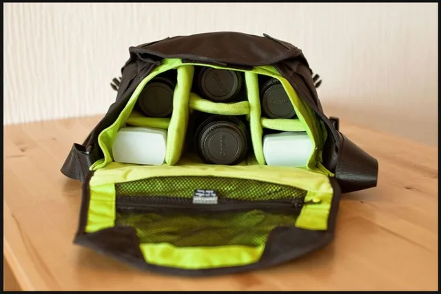 Crumpler 6 Million Dollar Home, photograph by Guest, photo 5