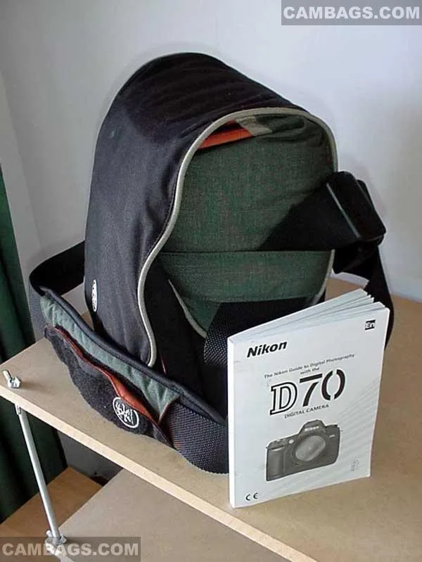 Crumpler Tallee, photograph by Guest, photo 4