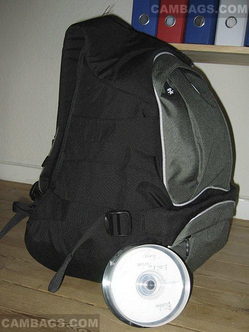 Crumpler Shrinkle, photograph by Guest