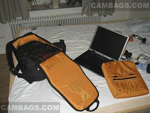 Crumpler Shrinkle, photograph by Guest, photo 2