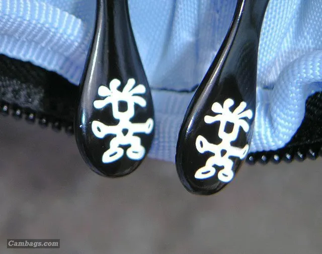 Crumpler keystone, photograph by Guest, photo 2