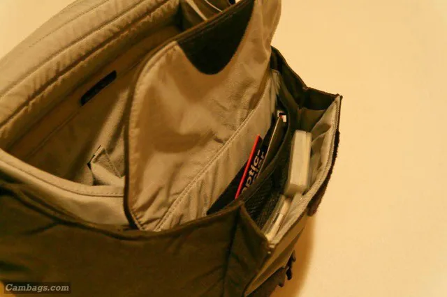 Crumpler Pretty Boy XXXL, photograph by Guest, photo 2