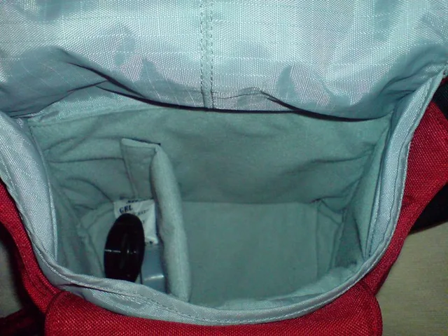 Crumpler Pretty Boy L, photograph by Guest, photo 3