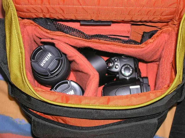 Crumpler Daily S (210), photograph by Guest, photo 5