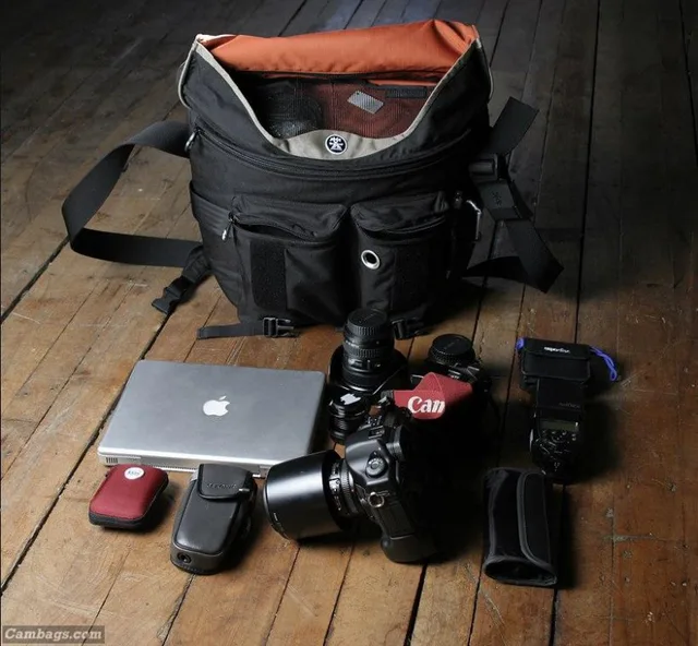 Crumpler December Quarter, photograph by Guest, photo 1