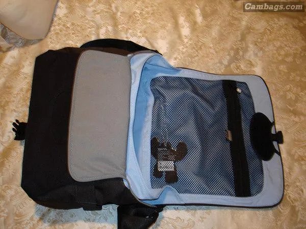 Crumpler 7 Million Dollar Home, photograph by Guest, photo 1