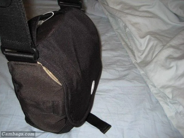 Crumpler 4 Million Dollar Home, photograph by Guest, photo 5